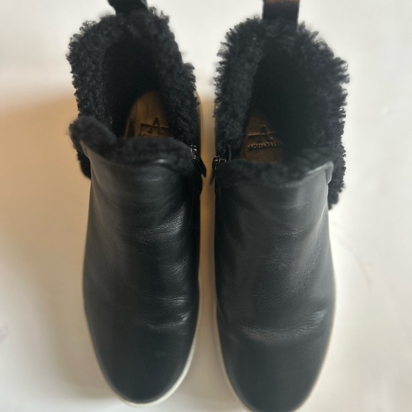 Aquatalia black fur lined leather hi top sneaker booties, 8 - Picture 2 of 7